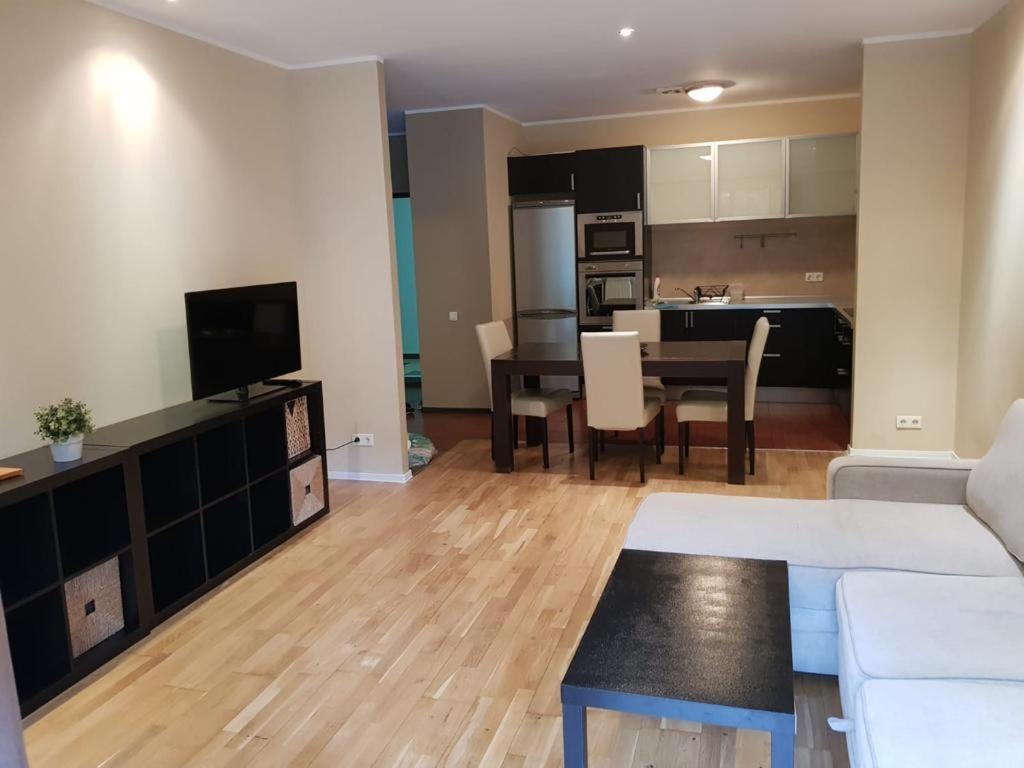 Apartmentsbnb828 Braşov Extérieur photo